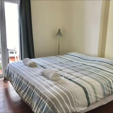 Amazing Flat In Madragoa * Lisbona